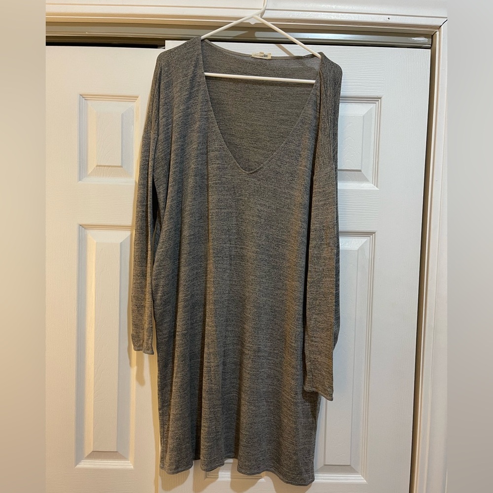 Aritzia Wilfred Free slouchy sweater dress GUC